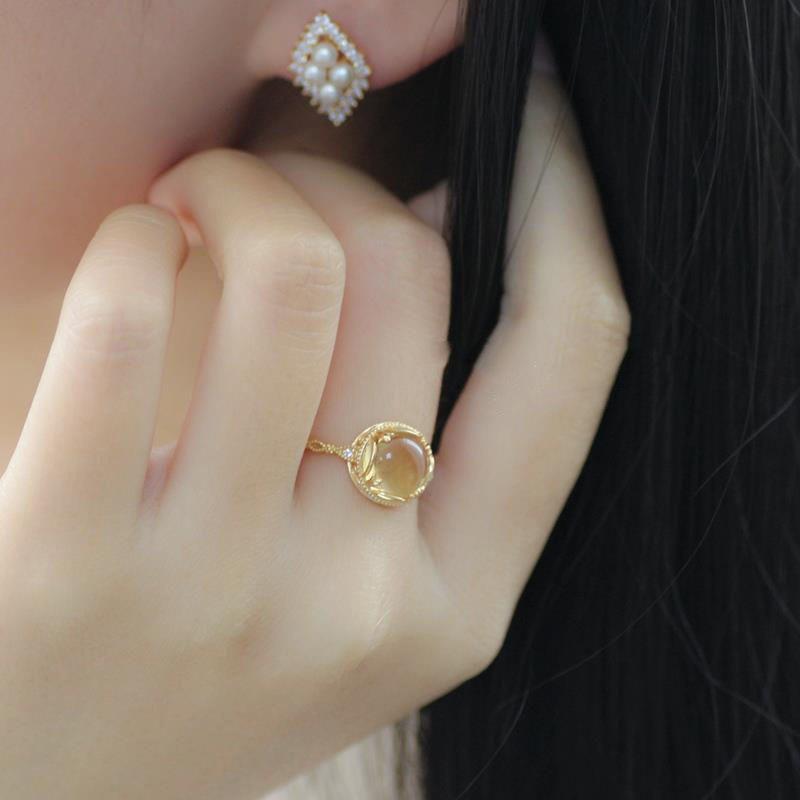 Schicker und stilvoller gelber Kristall-Kupferring für Damen mit einzigartigem geometrischem Stil, perfekt für jeden Anlass