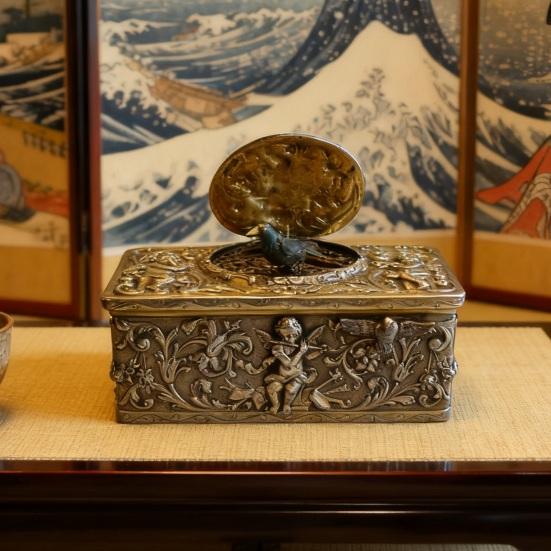 Automatic Popping Bird Metal Box Vintage Embossed Alloy Box Home Office Bookshelf Desktop Decoration Collectible Ornament