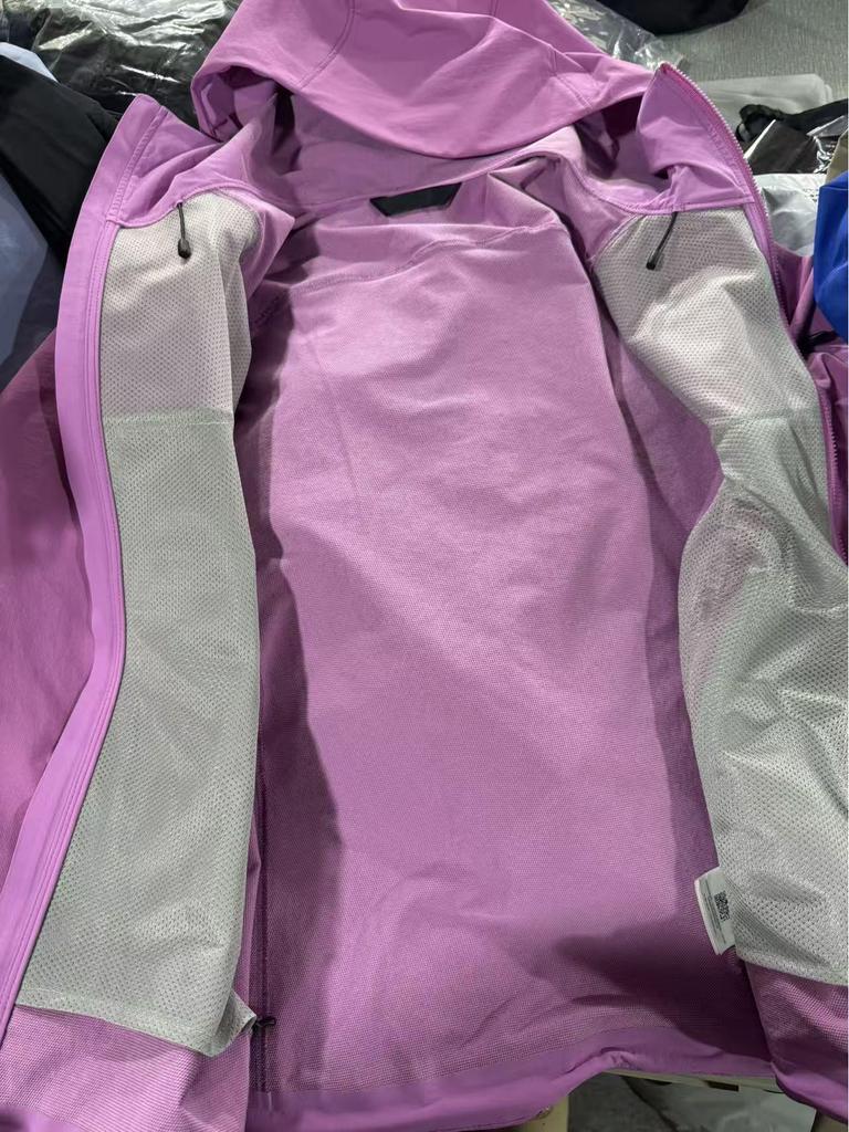 Women's Bird Family Gamma Hoody: Casual, Comfortable, Solid Color Soft Shell Windproof Breathable Jacket