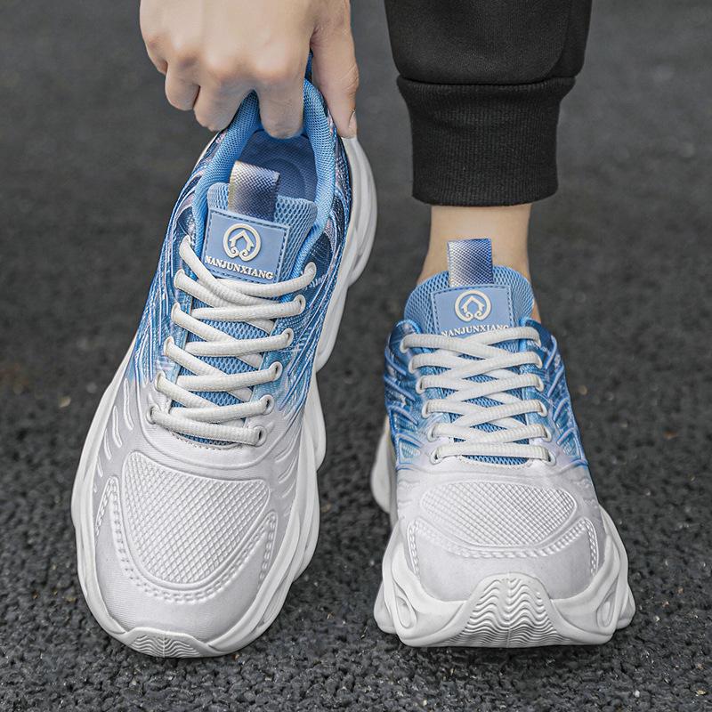 

New men s sports shoes mesh breathable men s shoes summer D printing casual shoes rubber and plastic sole explosion 44 небо синє кольору