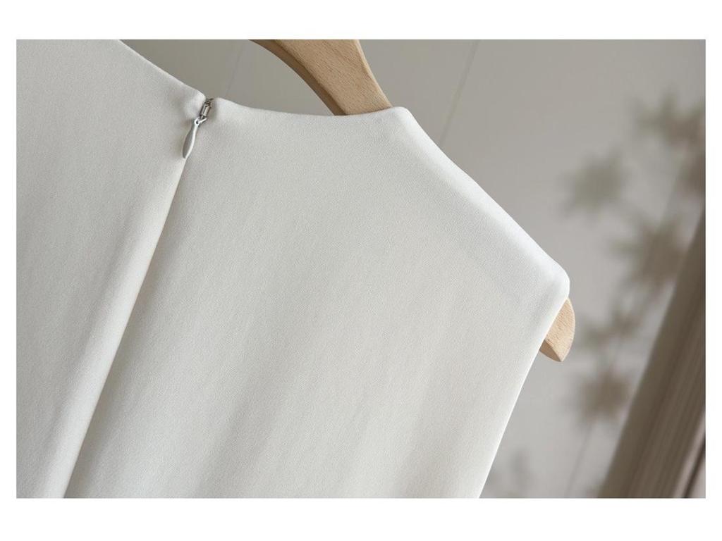 Elegant High-End V-Neck Sleeveless Dress for Women - Spring/Summer Three-Tone Acetate Wide Flare Skirt