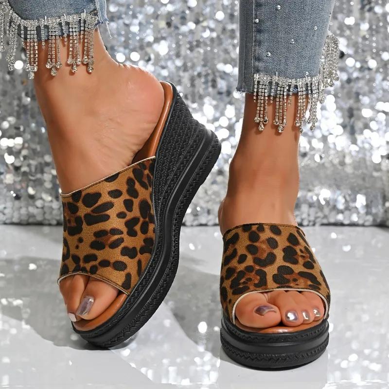 Fashion Women Slippers 2025 New Summer Wedge Sexy Round Toe Dress Party Shoes High Heels Casual