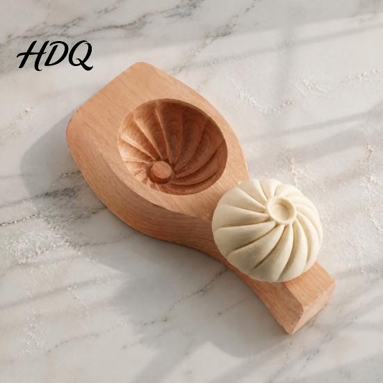 Food Grade Wood Mold Wooden Bun with Handle Manual Press Baozi Maker Mold Stuffed Dough Molder Easy DIY Ravioli Pastry Presser Flower Edges