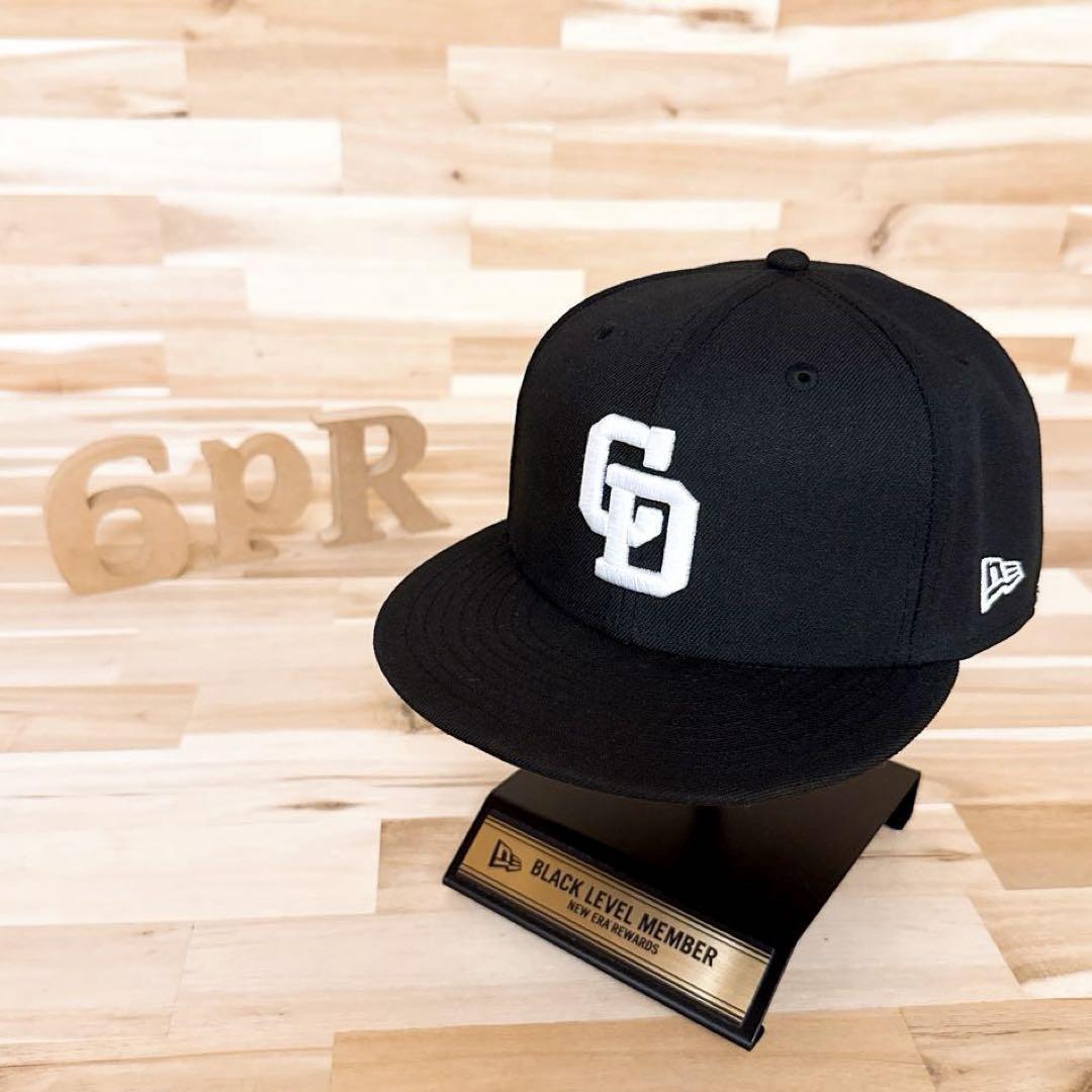 

[USED] Extremely rare New Era x Chunichi Dragons limited edition collaboration monotone CD cap, black and white