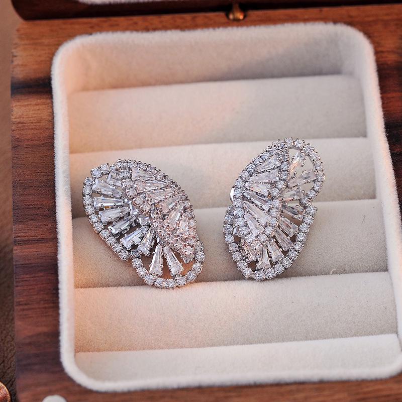 Elegant Zircon Butterfly Wing Stud Earrings, S925 Silver Needle - Versatile High-End Women's Jewelry