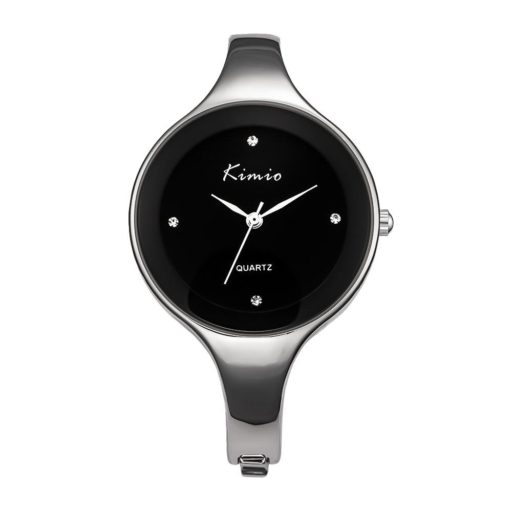 Temperament Nischen-Quarzuhr Disc Light Luxus Einfache skalenlose Strass Casual Armband Stil Uhr für Frauen