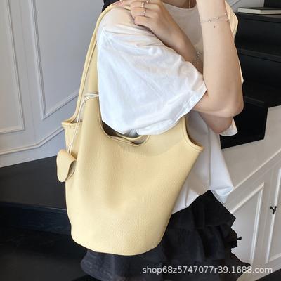 Popular Underarm Big Bag Women's 2025 New Lychee Pattern Large Capacity Tote Bag Fashionable and Versatile Commuter Shoulder Bag
