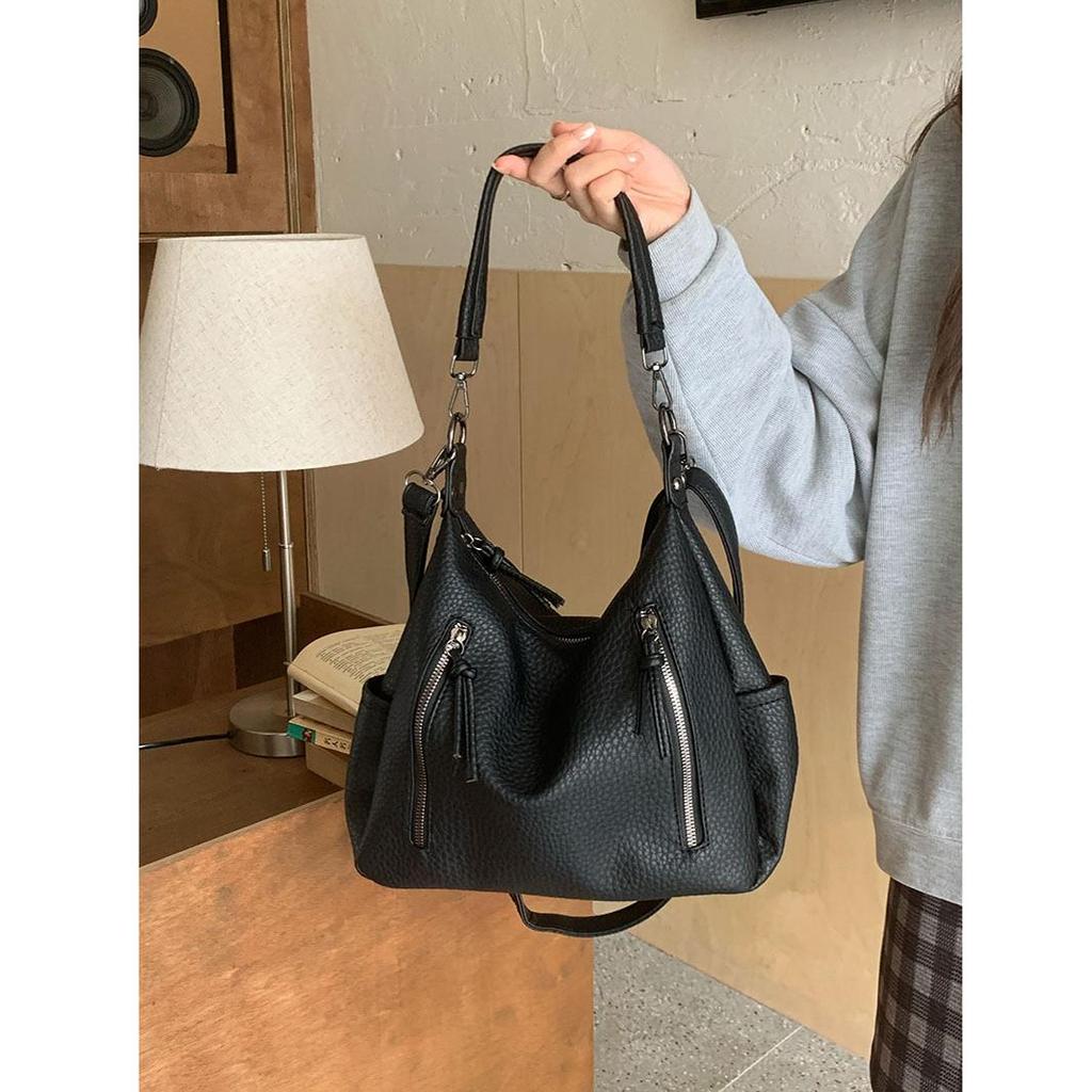 Retro Style Hobo Bag For Women Large Capacity Tote Bag Classic PU Leather Shoulder Bag Purses Single Shoulder Crossbody Bag