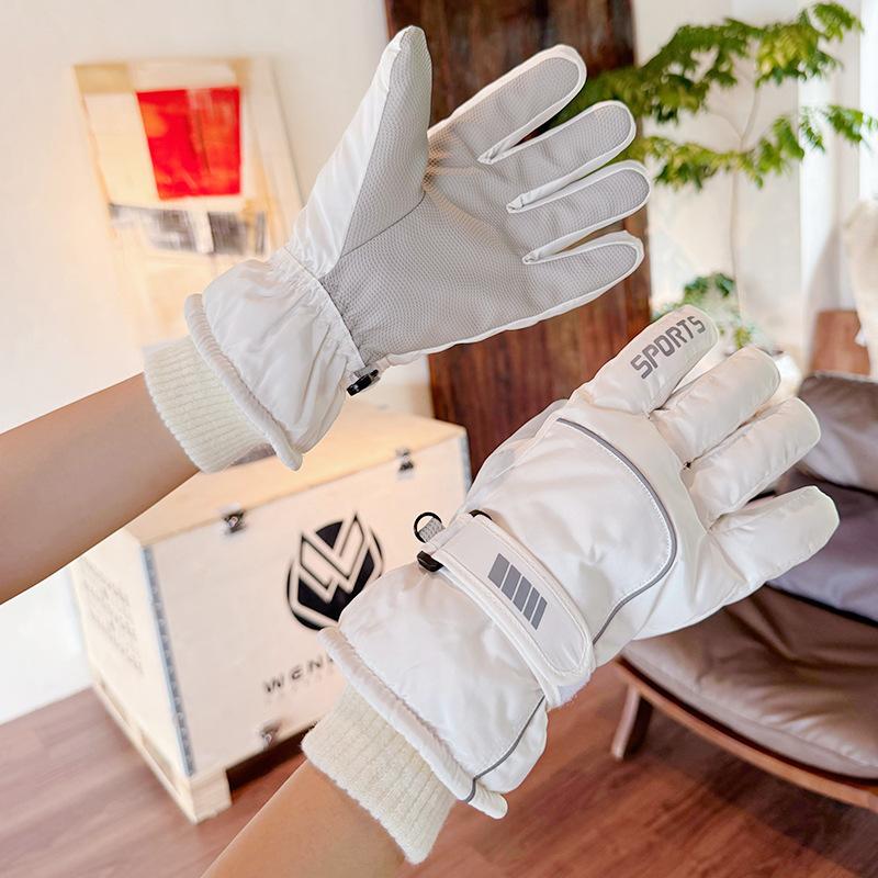 Waterproof Ski Gloves for Women In Winter Warm Snow Mountain Gloves for Playing with Snow Men Crossing The Top To Ride Cold and Windproof