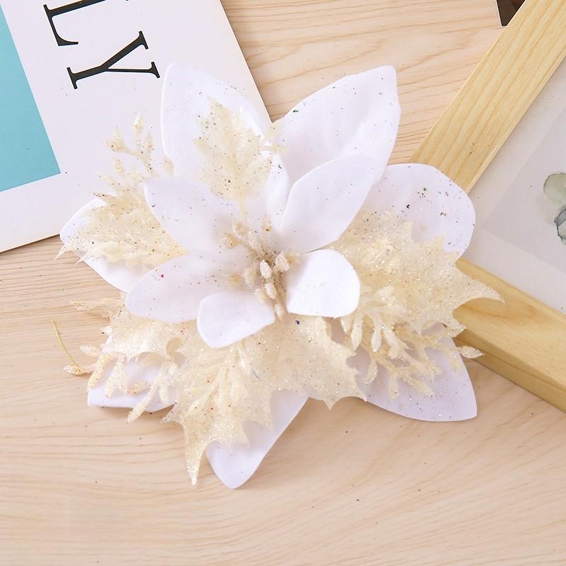 Flowers Christmas Decorative With Shiny Finish For Holiday Tree And Party Props