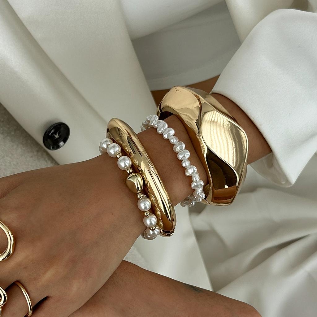 Niche Design Sense Geometric Metal Section Bracelet, Imitation Pearl Stacked Exaggerated Bracelet Women