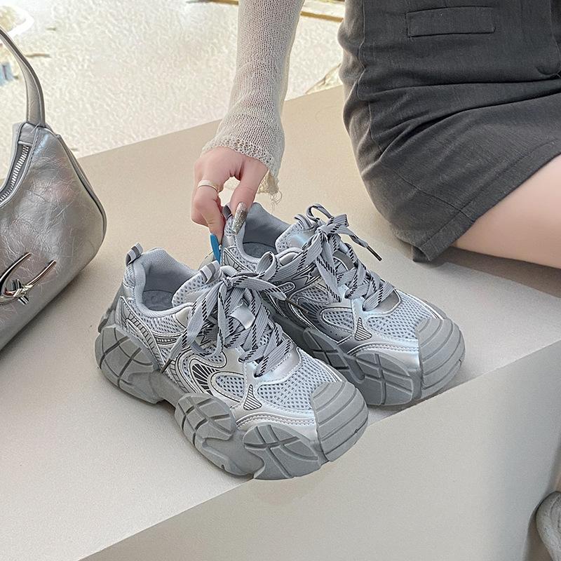 2025 Autumn New Trendy Fashion Casual Sports Soft Sole Non-slip Thick Sole Wear-resistant Running Comfortable Versatile Dad Shoes