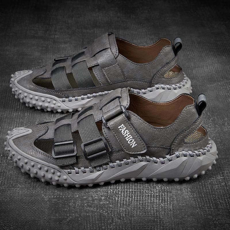 Fashion Summer Men Soft Sandals Comfortable Anti-slip Wearable Casual Genuine Leather Walking Outdoor Breathable Slippers Trekking Shoes