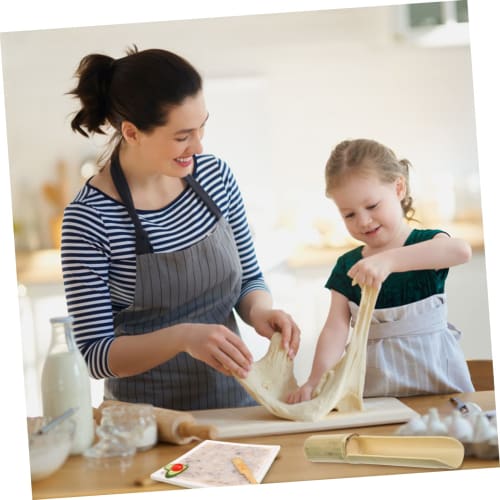 Set of two meatball makers, including a bamboo tube and spatula, perfect for home and restaurant use. Perfect for making meatballs, mincing meat, and