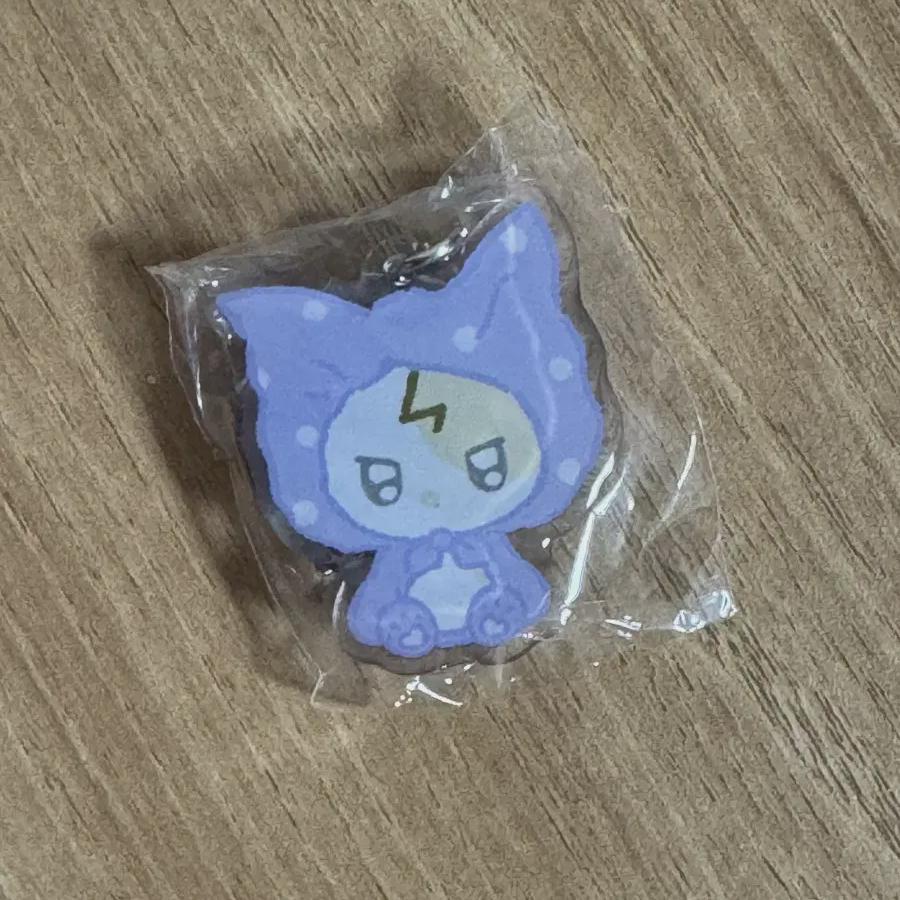 

IU Всплывающий магазин Случайный брелок Сидящий Эль