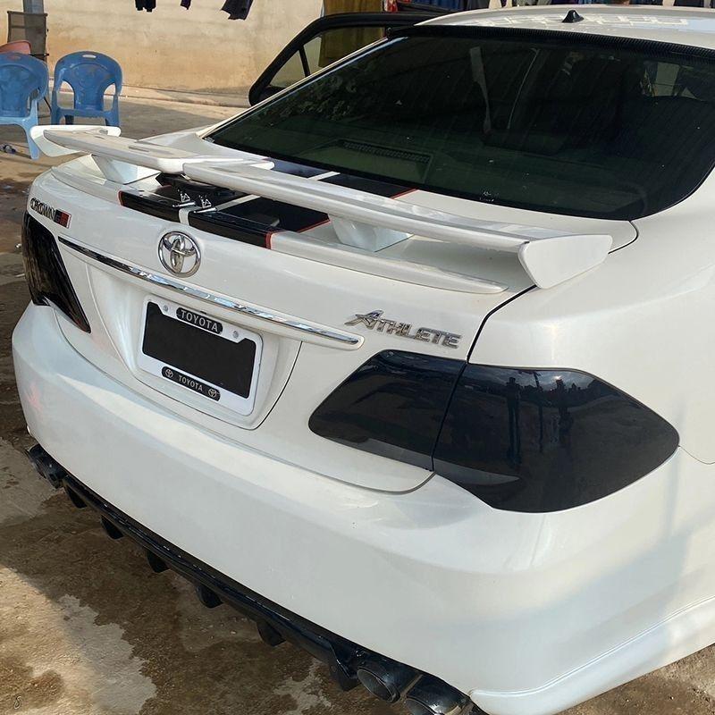 Universaler Seagull-Heckflügel ohne Bohren für Limousinen und Sportwagen