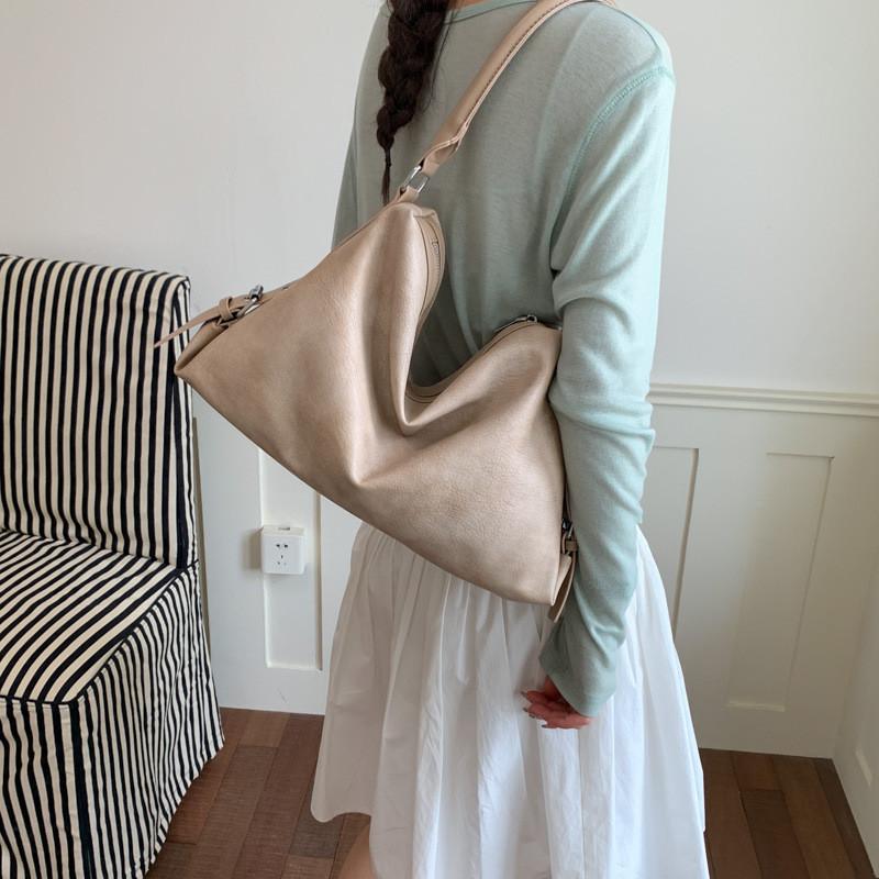 IELGY Underarm Bag Commuter Shoulder Large Capacity Crossbody Tote Bag