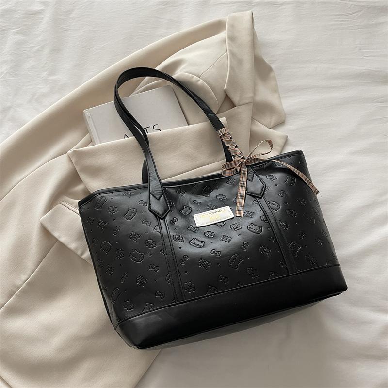 

Tote Bag for Female College Students for Commuting To Classes - Large Capacity Shoulder Bag чёрный