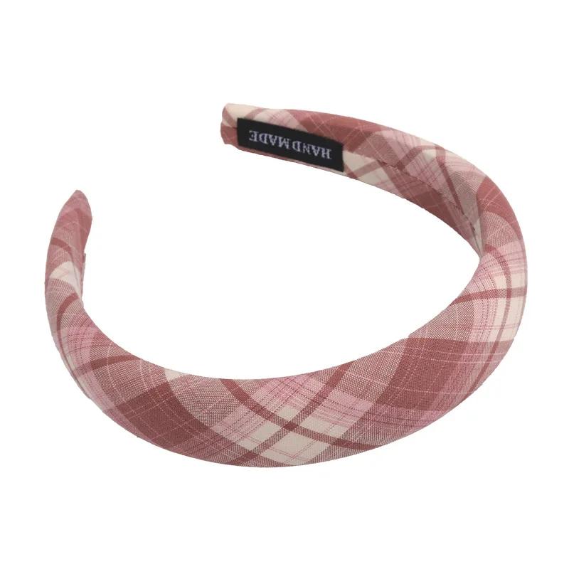 Frühlingshafte, karierte Haarreifen mit breitem Rand aus Schwammstoff für Damen und Mädchen – ein modisches Haaraccessoire.