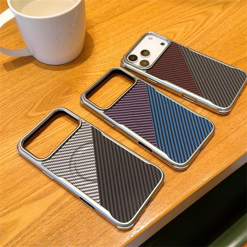 Carbon Fiber Pattern Magnetic Case For iPhone 17 16 15 Pro Max Plus Air For Magsafe Business Shockproof Retro Lines Cover