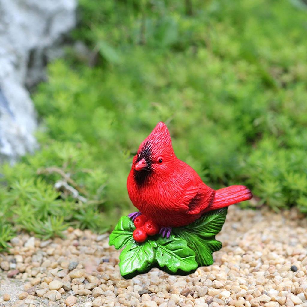 Resin Red Bird Figurine Lawn Ornament Garden Decor for Indoor Outdoor Micro Landscape Bookshelf Home Decoration