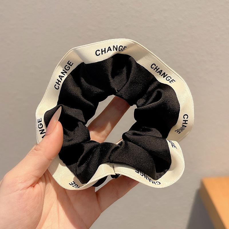 Korean Style Spring/Summer Floral Intestine Hair Scrunchie for Women – Elegant Ponytail Tie and Mori Girl Accessory.