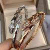Bracciale Serpente Baojia Apribile per Ragazze Bracciale Osso di Serpente di Alta Gamma Bracciale per Coppia