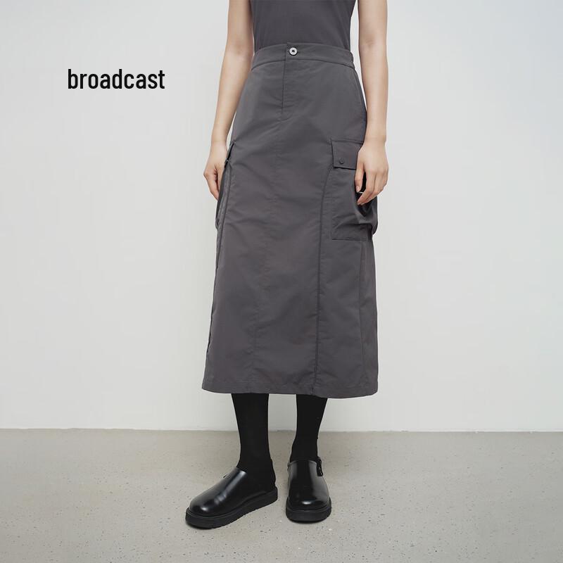 Broadcast Women's Workwear Pocket Midi Skirt