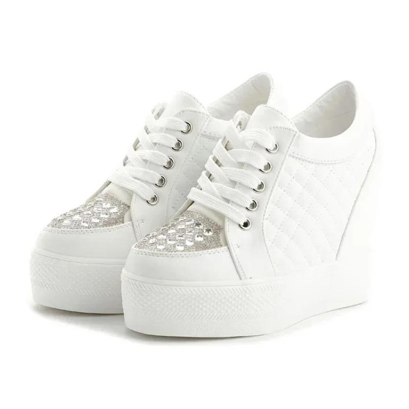 2024 New Casual Shoes for Women Wedge Heel Big Leather Vulcanized Shoe White Black Rhinestones High Top Lace Up Sneakers