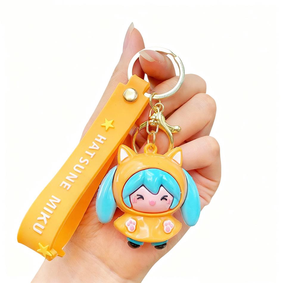 Neuer Hatsune Miku Schlüsselanhänger Niedliches Miku Mädchen Regentag Serie Taschenanhänger Exquisites Rucksack-Anhänger Kinder-Weihnachtsgeschenk