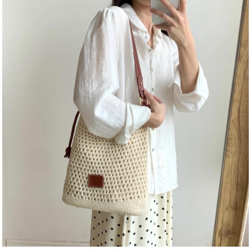 

New hand-woven bags women s bags popular versatile shoulder bags large-capacity commuter bucket bags