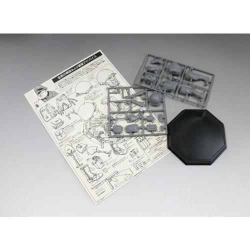 Fine Molds 1/12 World Fighter Collection WWII US Army Infantry Sergeant Rogers & Thompson M1A1 Plastic Model Kit (Unpainted Assembly Kit) FT02