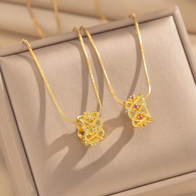 Hollow Small Waist Zircon Pendant Necklace - Shiny, Simple, Fresh Clavicle Chain