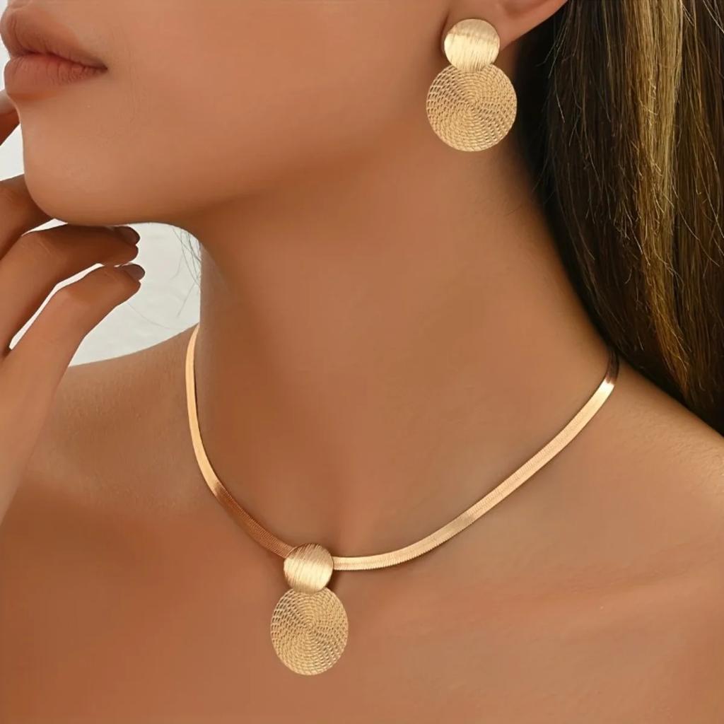 2-Piece Elegant Necklace & Stud Earrings Set for Women, New Arrival Luxury Jewelry, Stylish High-End Accessory & Perfect Gift