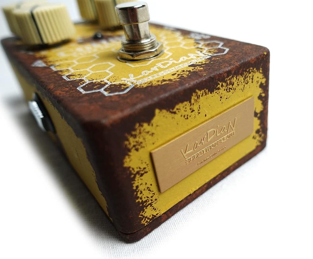 KarDiaN C6H8O6 Fuzz / "Vitamin C"