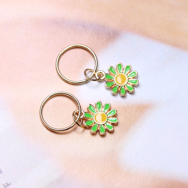 DIY Jewelry Accessories: Oil Drip Alloy Curved Daisy Chrysanthemum Headdress with Dirty Braids Hair Pendant