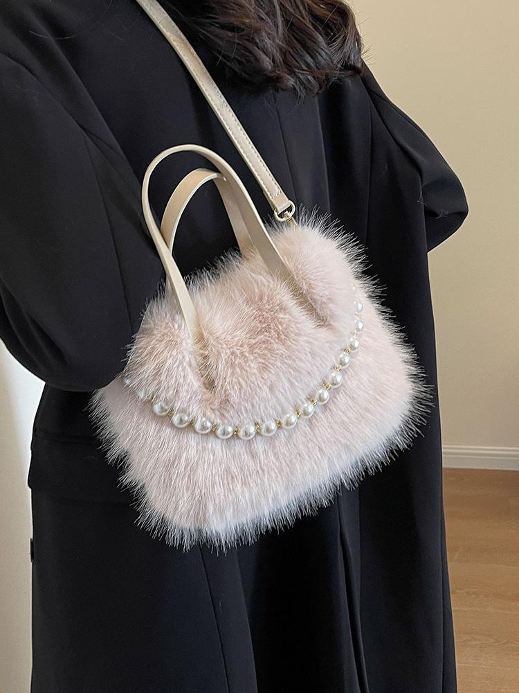 

Модная плюшевая сумка через плечо и на руку для женщин 2024 года – стильный, универсальный и пушистый аксессуар через плечо Beige [Pearl] бежевый