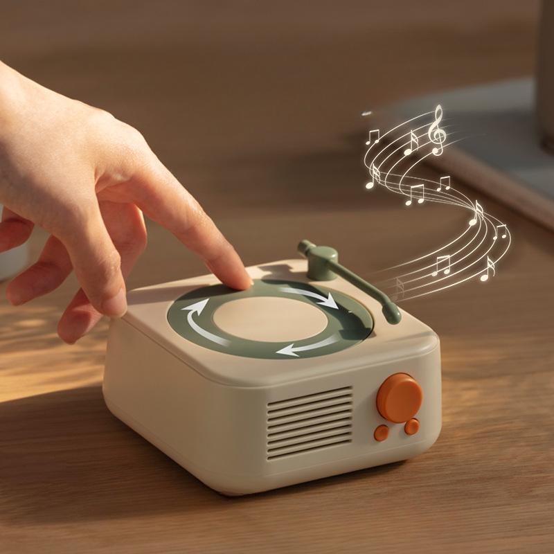 1Pc Bluetooth Speaker  Card Stereo Outdoor Simple Mini USB Charging Portable Speaker