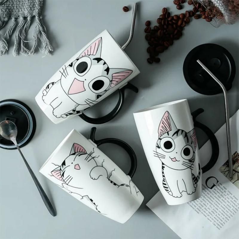Creative Cute Cartoon Ceramic Cup Milk Coffee Mug Personality Couple Large Capacity Drinking Cups with A Spoon.