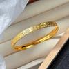 Simulation gold bracelet, women are full of luck, solid bracelet, fashion bracelet.