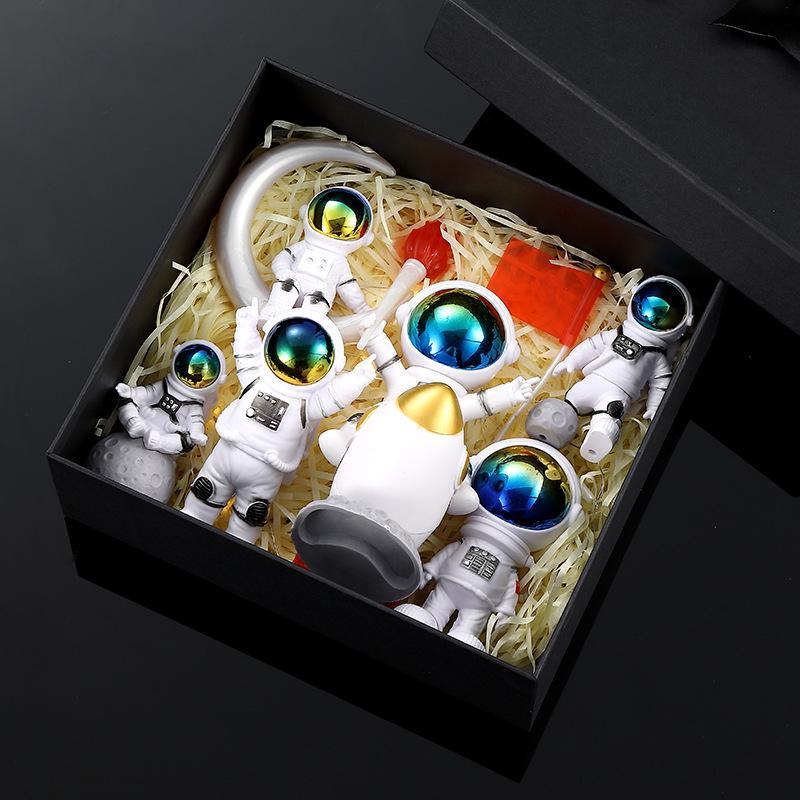 Small Resin Astronaut Figurine - Perfect for Home Decor, Valentine's, or Birthday Gift