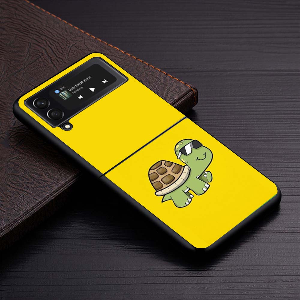 

Cartoon Sea Turtle Tortoise Phone Case for Samsung Galaxy Z Flip3 5G Flip4 Flip5 Black Hard Cover Z Flip 5 4 3 PC Shell Zflip3 C Samsung Z Flip 5