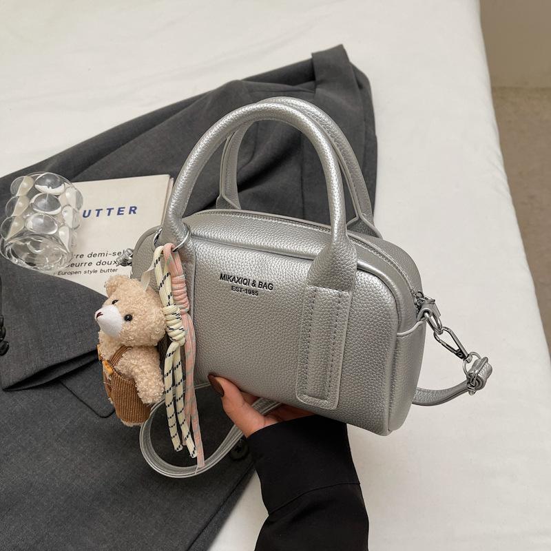 Premium Texture Portable Pillow Bag Women's New Fashion Small Bag Commuter Messenger Bag