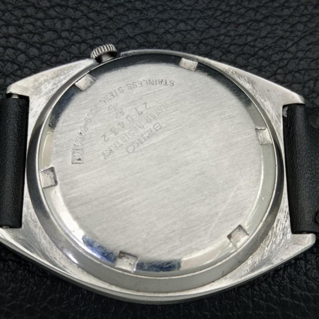 JAPAN VINTAGE SEIKO 5 AUTOMATIC MENS WHITE COLOR DIAL WATCH A706828-1