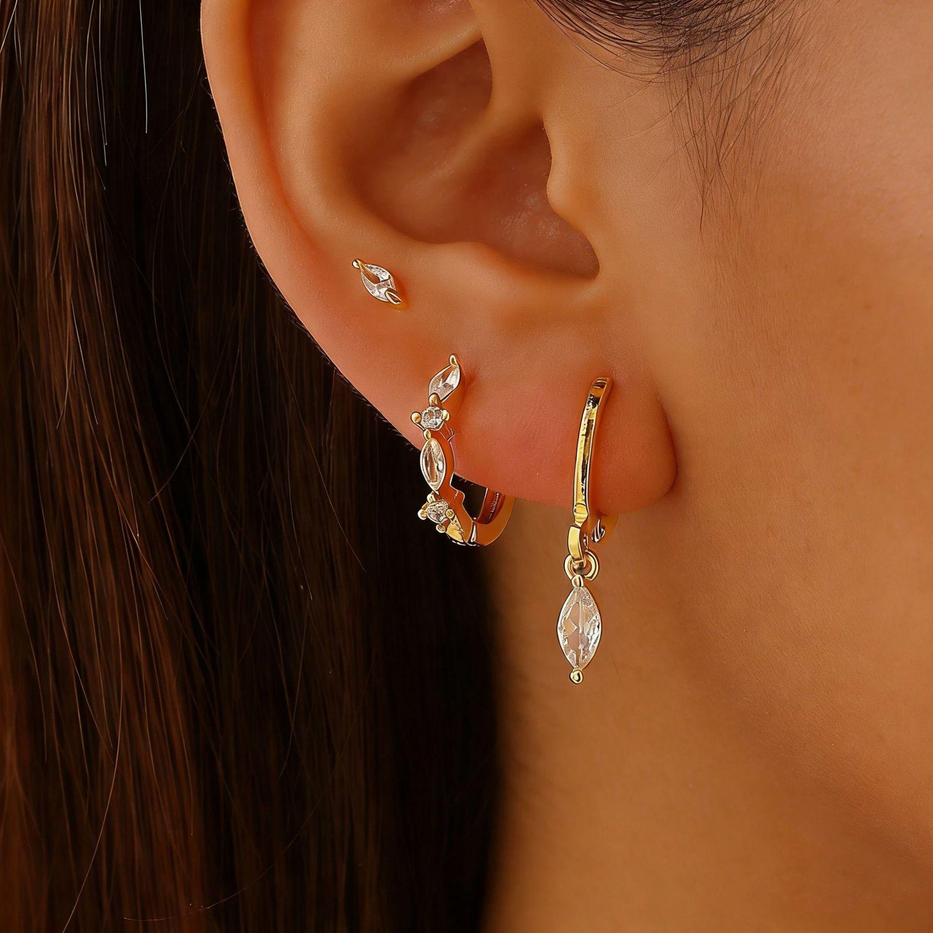 

3Pcs Simple Stackable Green Zircon Hoop Earrings for Women Round Geometry Classic Basic Gold Color Ear Buckles Ear Stud Zircon