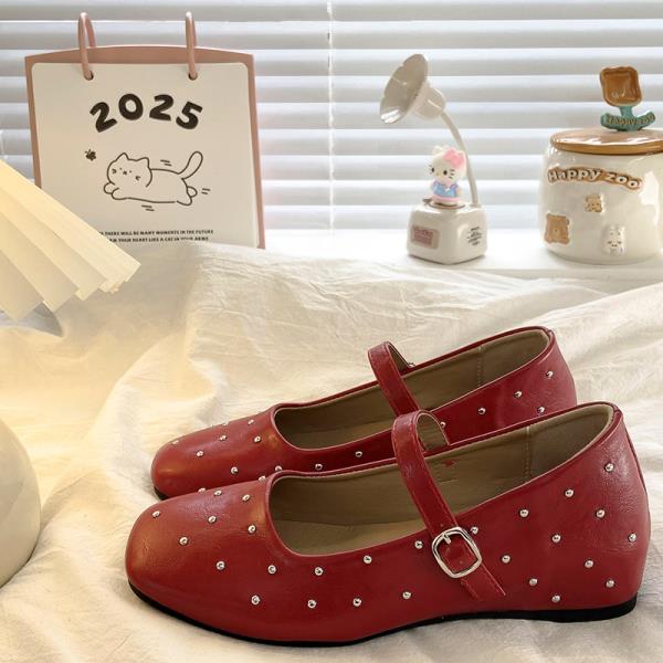 Fashion Shallow Mouth Shoes Woman Flats Clogs Platform Rivets Studs Increas Height Autumn Dress Creepers Retro Summer Fall Ballerinas Ma
