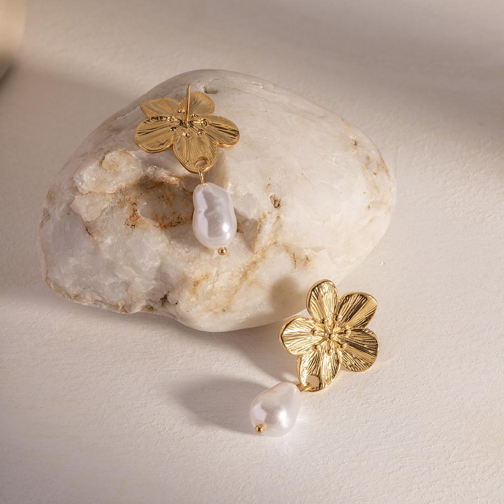 Youthway Stainless Steel Flower Shell Bead Drop Earrings Minimalist Metal Prevent Allergy Charm Daily Jewelry High Quality Gift