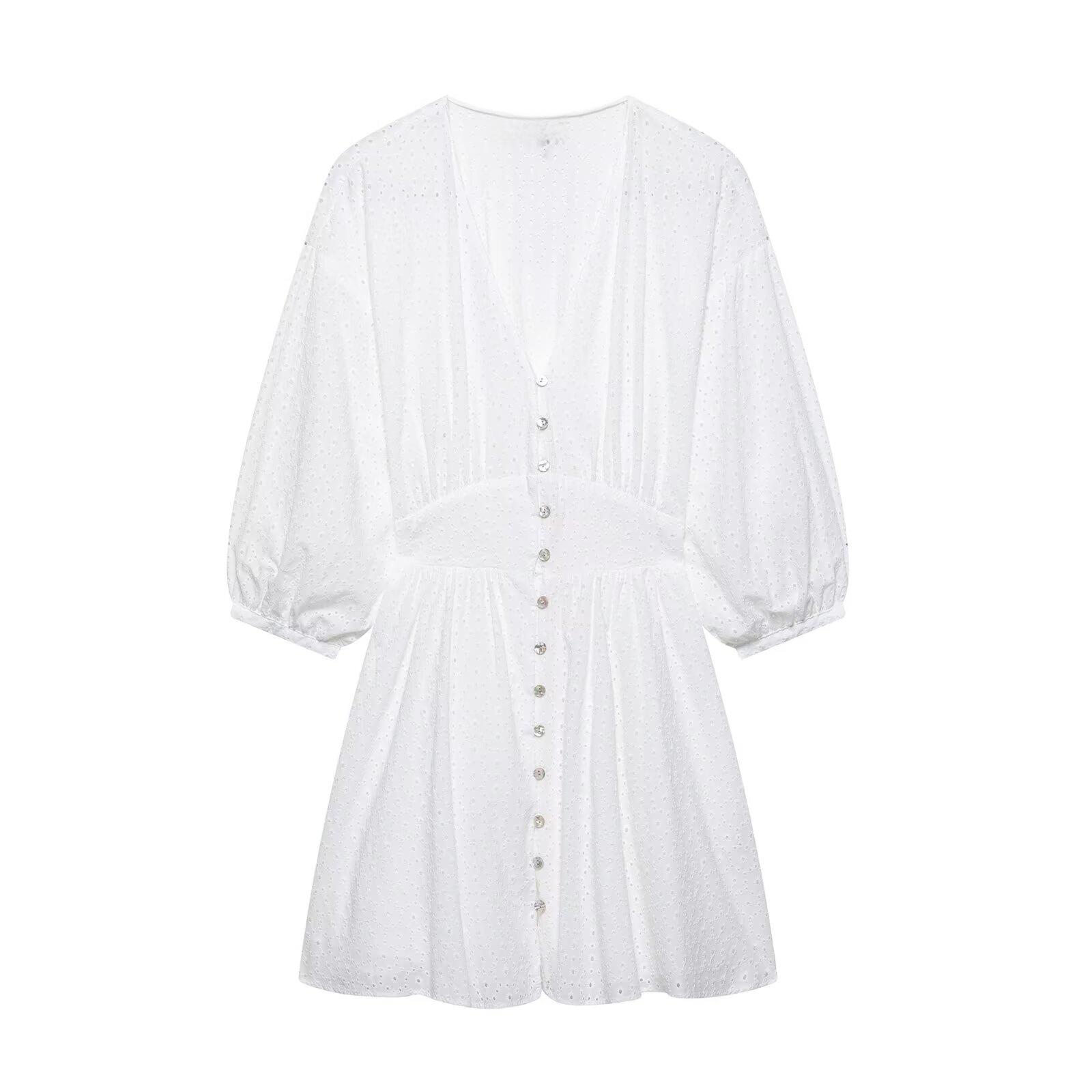 

Summer 2025 V-Neck Lantern Sleeve Embroidered Dress S