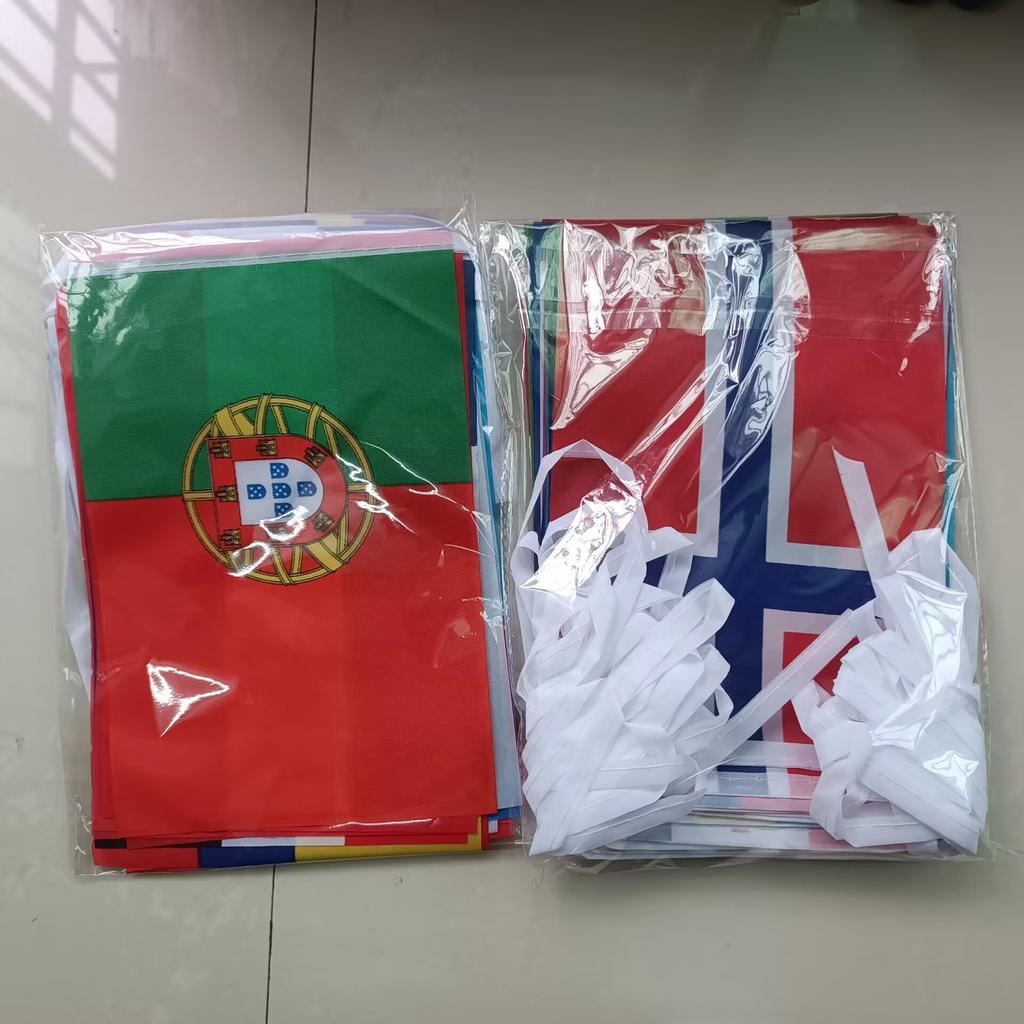 Xvggdg 48pcs 2026 Football Cup Flag 14x21cm Small World Flag Hanging Flag NEW Cup Countries Flag for Bar Bunting Decoration