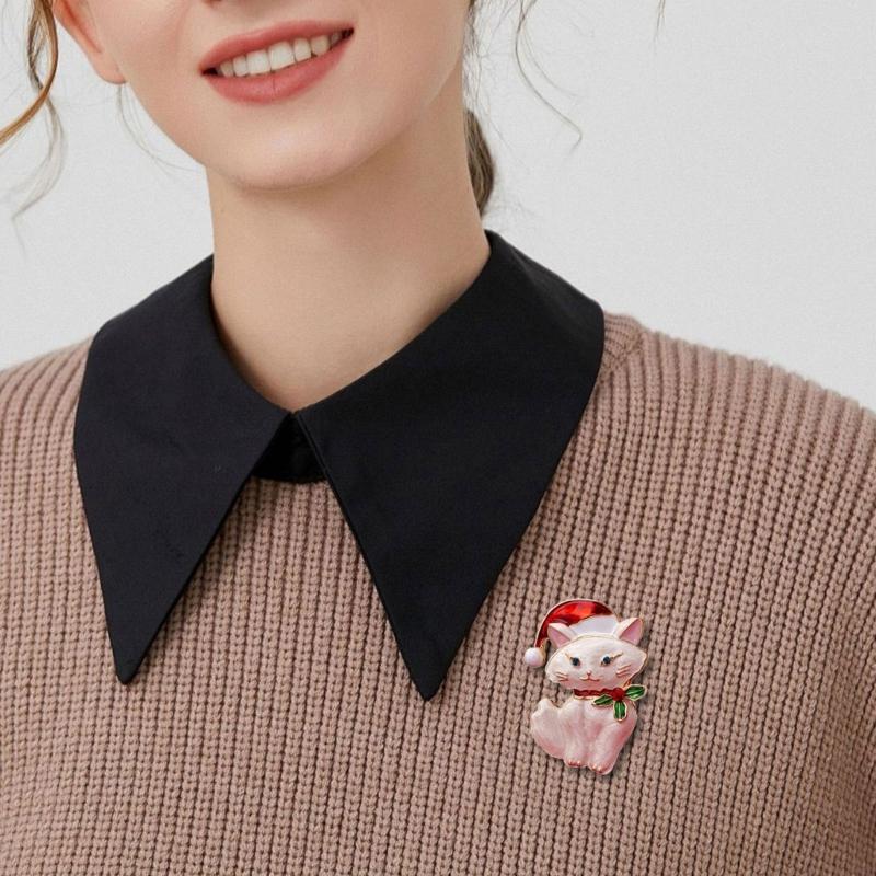 Delicate Enameled Cats Face Brooch Alloy Crafted Accessory Kitten Enamel Badge For Shirts Jackets And Special Occasions